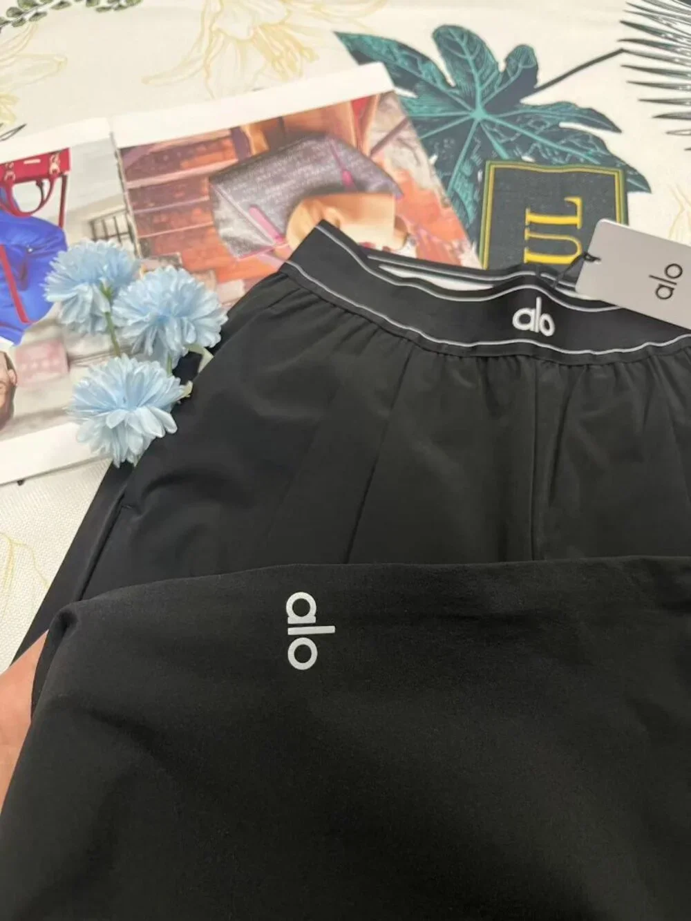 NWT🖤ALO Yoga Suit Up Trouser Black (Regular) sophisticated minimalist style 🧥